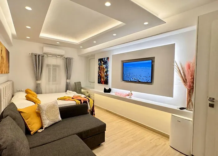 Apostolis House